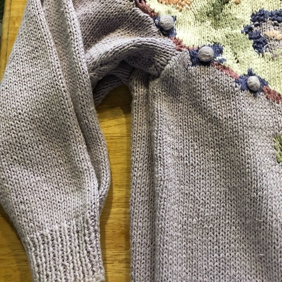 Heavy Knit Sweater Size Small - Picture 5 of 7